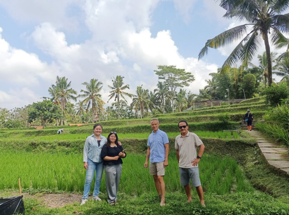 Rice Planting with Local Farmers 6